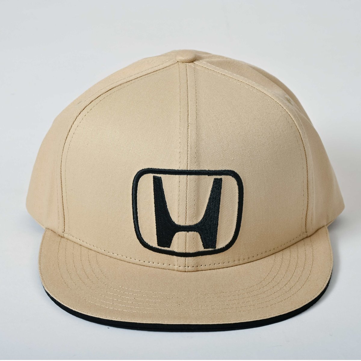 BANDEL - coco 中古 バンデル BANDEL フラットキャップ  L/XL 白 ホワイト サイドロゴ シンプル フレックスフィット 楽天市場】バンデル キャップの通販