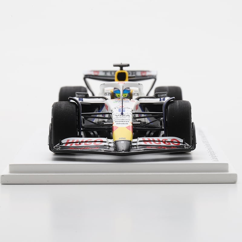 予約販売』2025 F1ミニカー日本GP仕様 【No.6 Isack Hadjar】※202