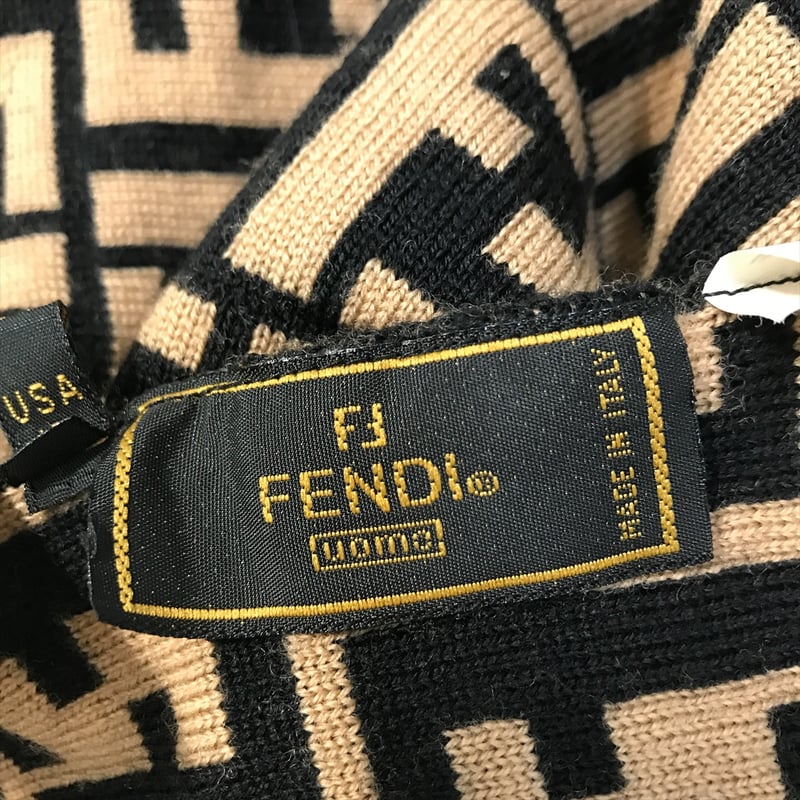 厳選商品】 FENDI フェンディ ズッカ柄 マフラー メリノウール100