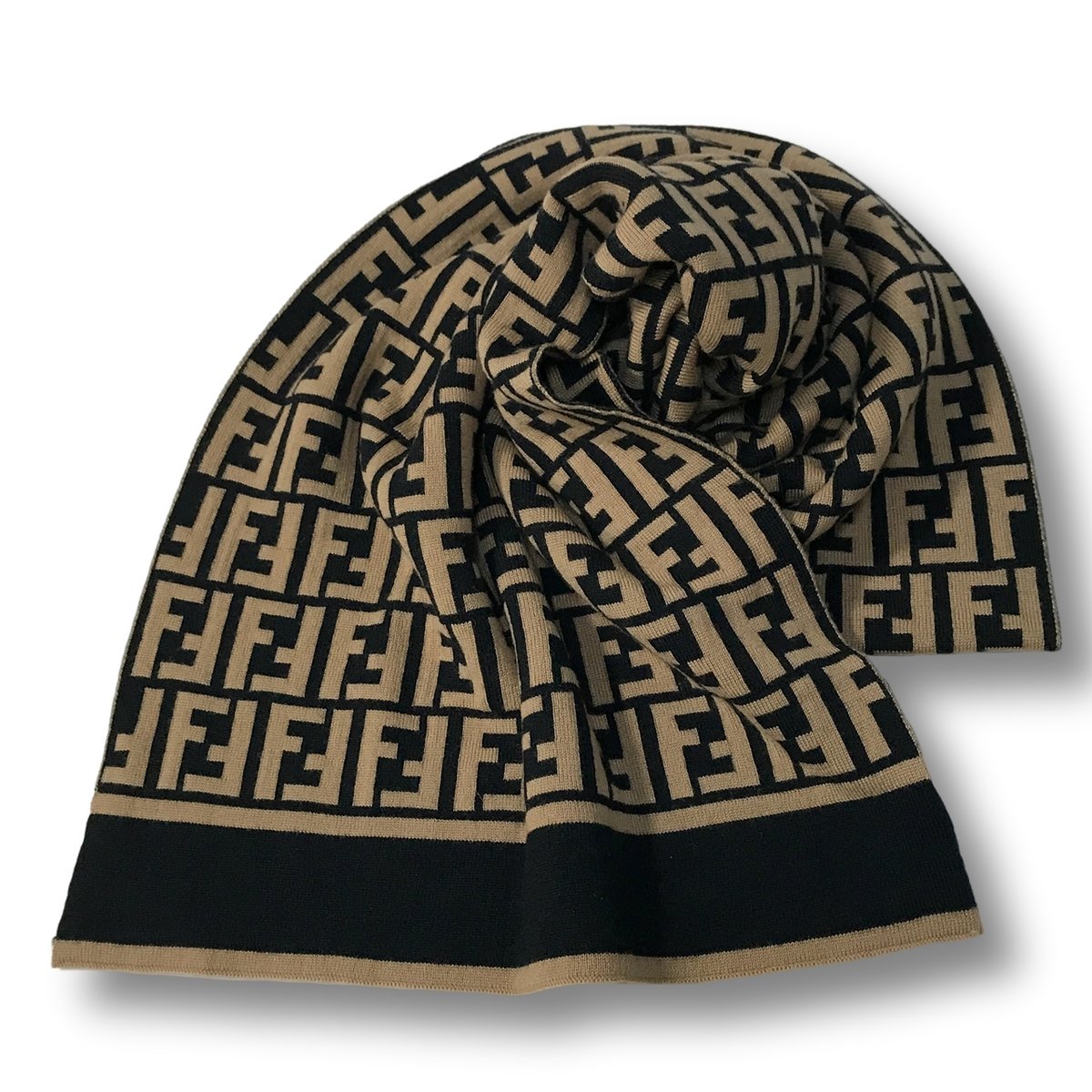 厳選商品】 FENDI フェンディ ズッカ柄 マフラー メリノウール100