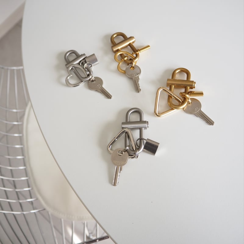 triangle hoop key ring - silver - | LUNACHIC