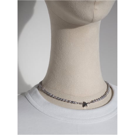gray pearl necklace (silver/gold)