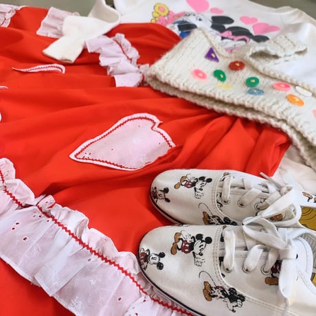 Hand made heart pocket volume skirt
