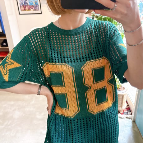 Numbering knit tops