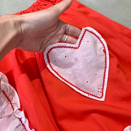 Hand made heart pocket volume skirt