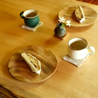 焼き目が美しい、クスノキのプレート｜2枚セット(ガラスコーティング)【v2079、2117】