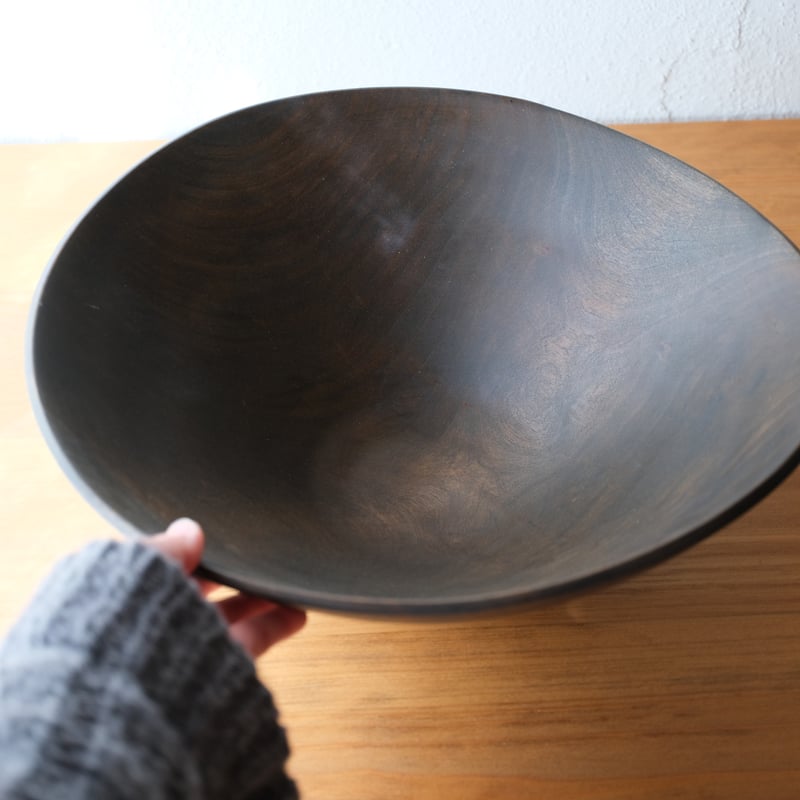 サクラの大きなボウル【黒】〈ガラスコーティング〉【2329】 | kiki craft