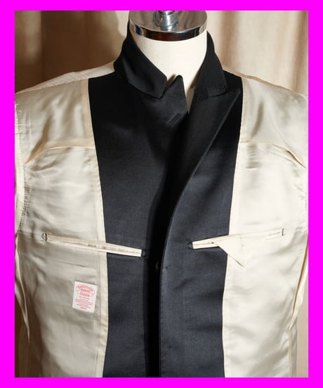 DK17 Osamu Dazai VTGBLK