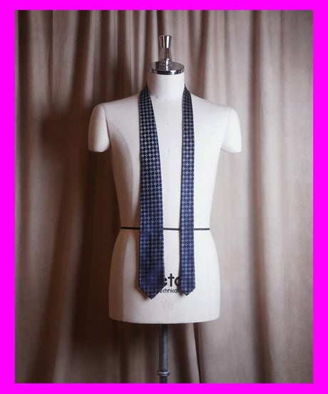 HOLLIDAY AND BROWN USED TIE①