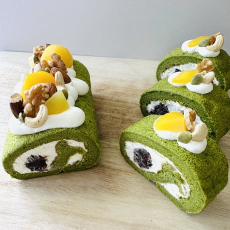 ハンドメイド　オーダー受付ページ　　♡ロールケーキインコ　パネル♡ オーダーメイドケーキ | STORES