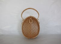 タイ　プラニー工房　竹素材の丸型かごバッグ タイ プラニー工房 竹素材の丸型かごバッグ タイ プラニー工房