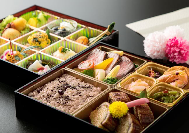 懐石道具 輪島塗 木製 溜塗 半月膳 五枚揃 宴会盆 銘々盆 共箱 604755