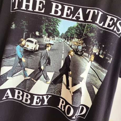 "THE BEATLES" 100% cotton "ABBEY ROAD" t-shirt