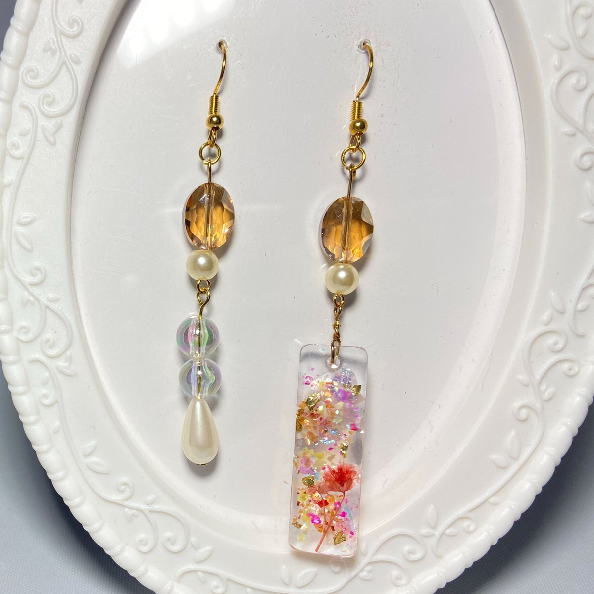 ハンドメイド】レジン ロングピアス シェル 短冊型