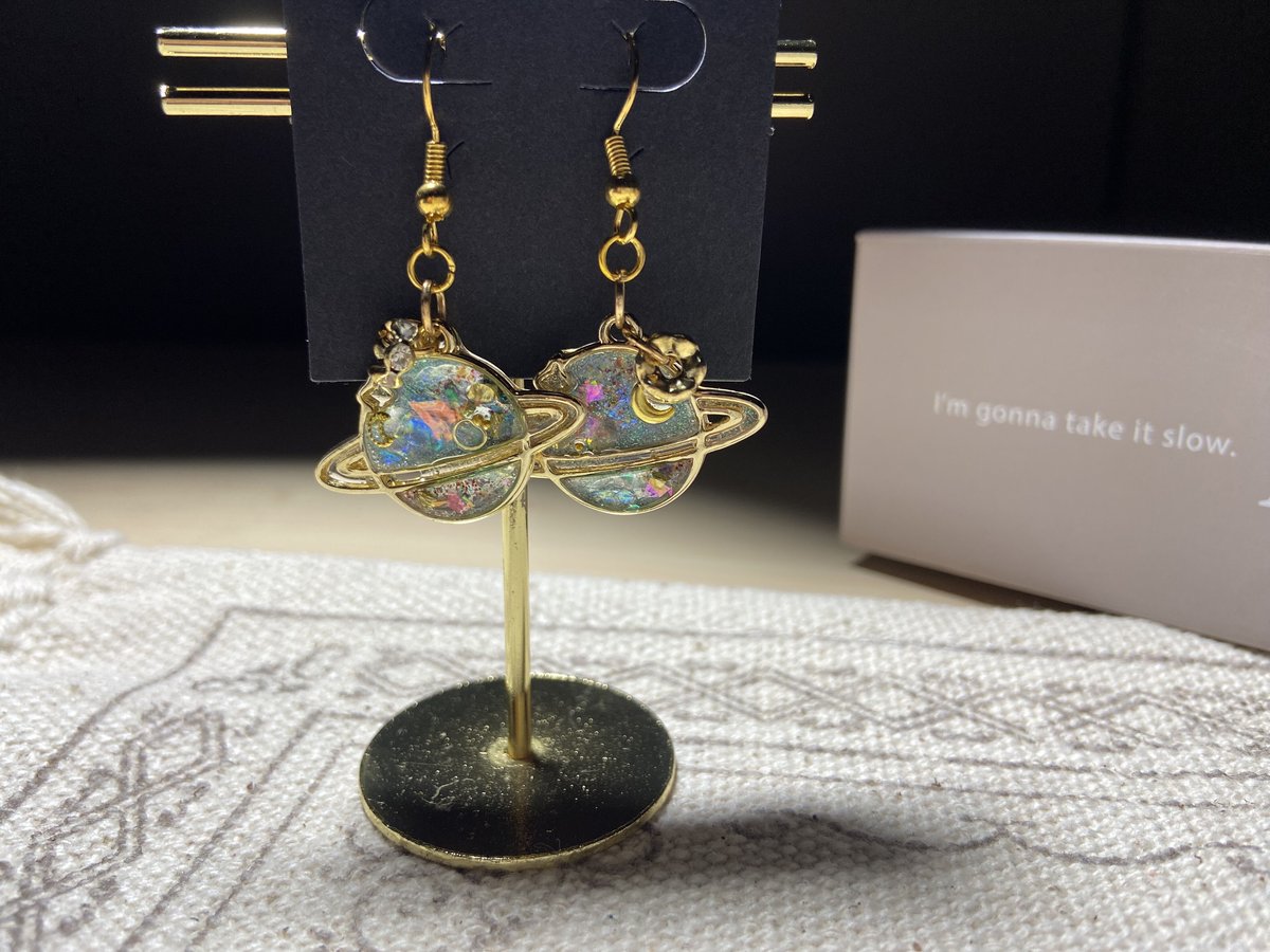 ハンドメイド】レジンピアス 宇宙・惑星 フックピアス | hs-Store