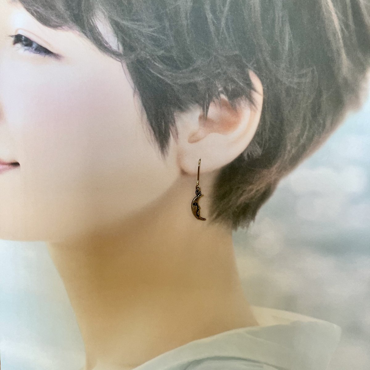 22.925シルバー アシメデザイン 月と太陽 フックピアス ハンドメイド