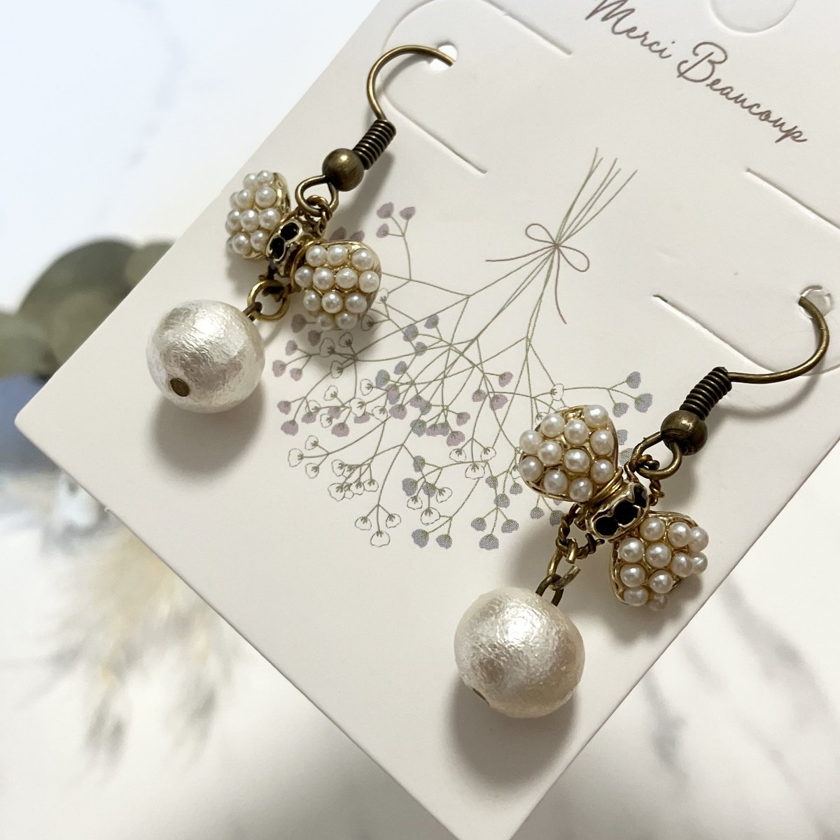 ハンドメイド　コットンパール　リボン　イヤリング ハンドメイドコットンパールリボンイヤリング