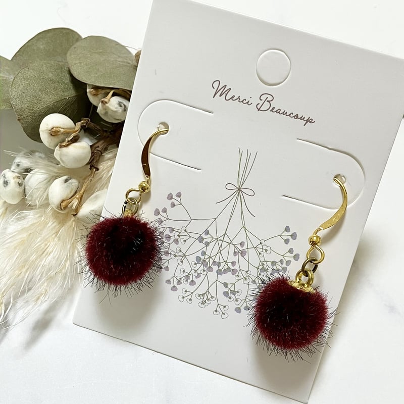 7.秋冬 ファー ボルドー×ゴールド フックピアス ハンドメイド | PEARL ROSE