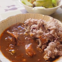 【🟡ゐろ愛米🌾&とっぴん具っ！甘口牛すじカレー🍛🐄】