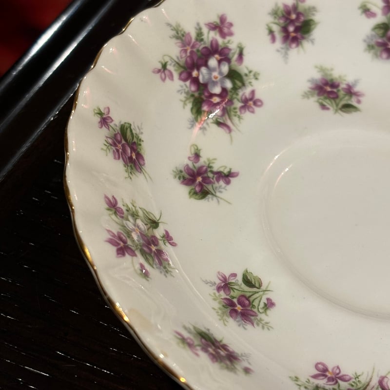 ROYAL ALBERT Sweet Violet ロイヤルアルバート カップ&ソーサー