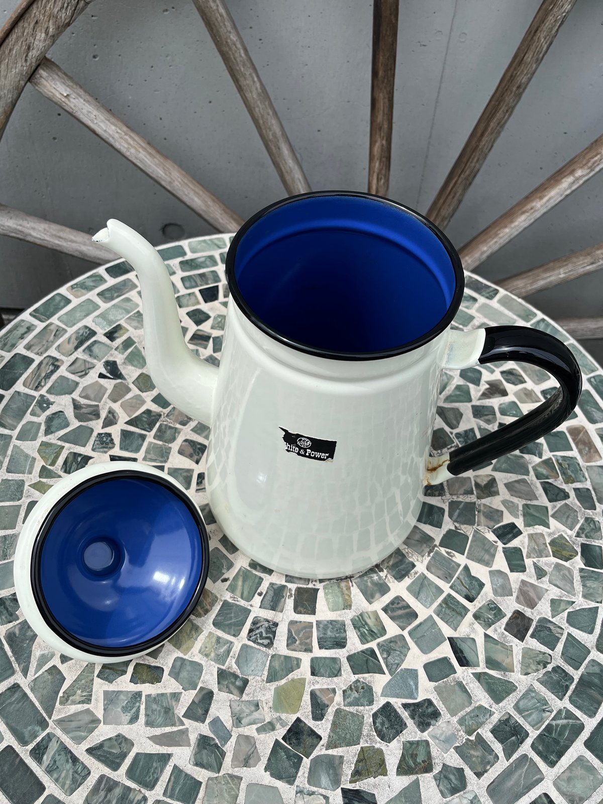 Giraff White&Power ジラフ ホワイト&パワー ホーローポット 2.7