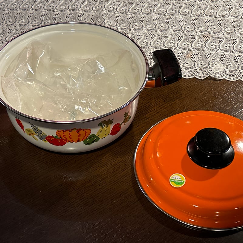 デッドストック 野菜ドット柄 ホーロー鍋 箱あり | アンティーク家具と