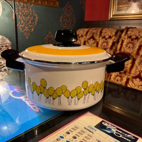 LE CREUSET イエロー 両手鍋 約22cm ホーロー鍋 LE CREUSET イエロー