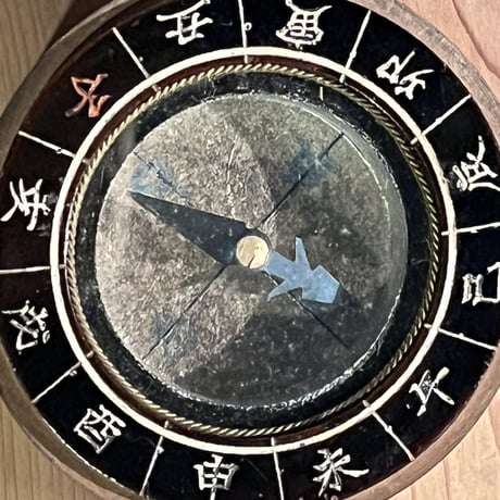 戦前の木製方位磁石