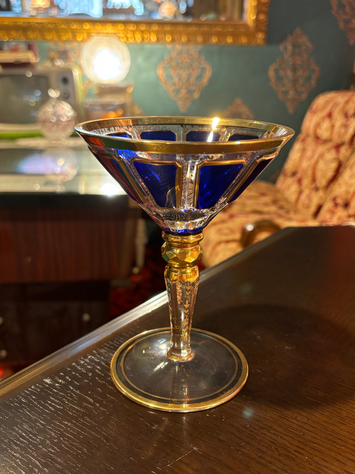 青赤エッチングデザインクリスタルグラス　ボヘミアングラス 青赤エッチングデザインクリスタルグラス ボヘミアングラス 青赤