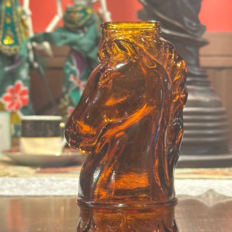 アンバーガラス チェス ナイト 貯金箱 | アンティーク家具と喫茶