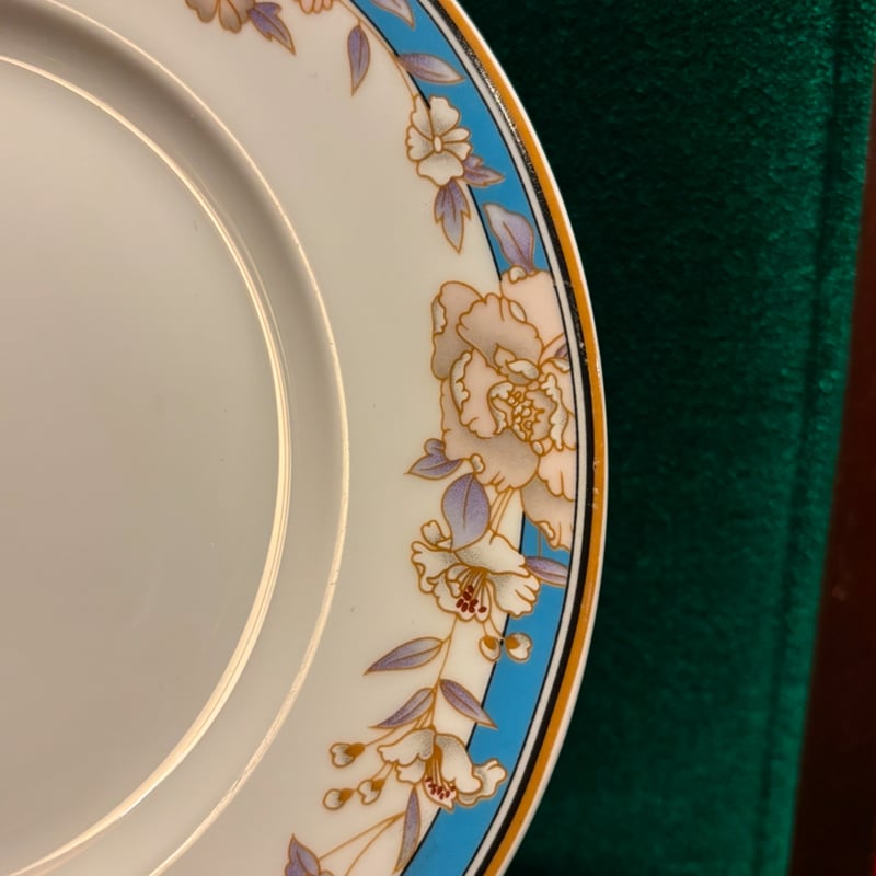 ドイツ製 Hutschenreuther Bone China INDIGO LEONARD