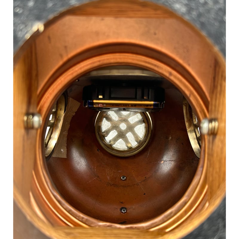 レトロな潜水ヘルメット型 置き時計 | アンティーク家具と喫茶