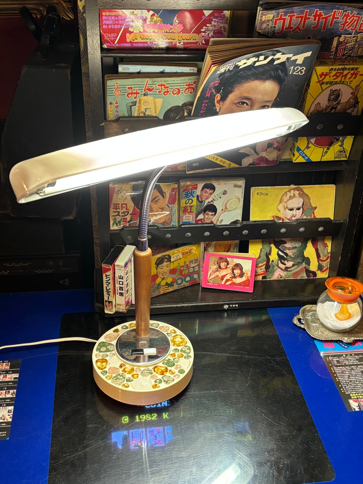 昭和レトロ　レトロ　アンティーク　日世　ソフトクリーム　ライト　スタンド　照明 昭和レトロ レトロ アンティーク 日世 ソフトクリーム ライト