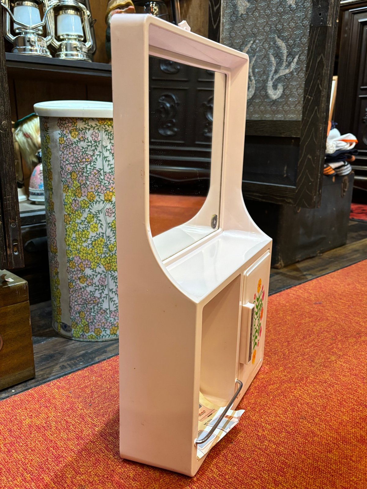 昭和レトロ】ダイカプラスチック 化粧棚 | アンティーク家具と喫茶