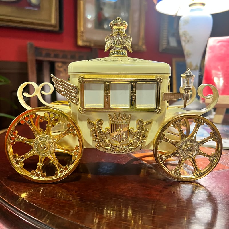 昭和レトロ プリンセス馬車オルゴール付き | アンティーク家具と喫茶