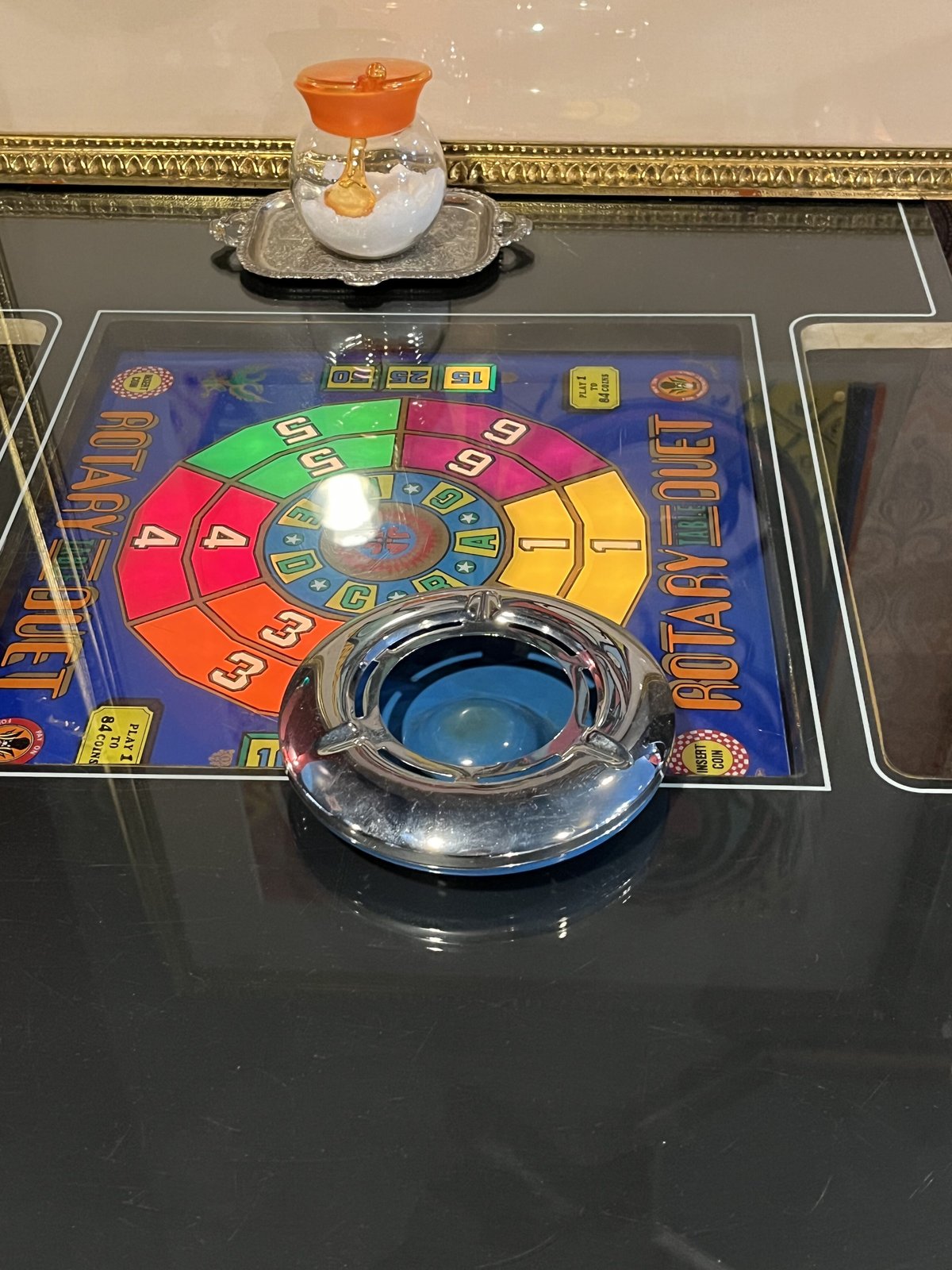 レトロ！！ダンディな灰皿「ヒルトン」 | アンティーク家具と喫茶キャバレーのネットショップ