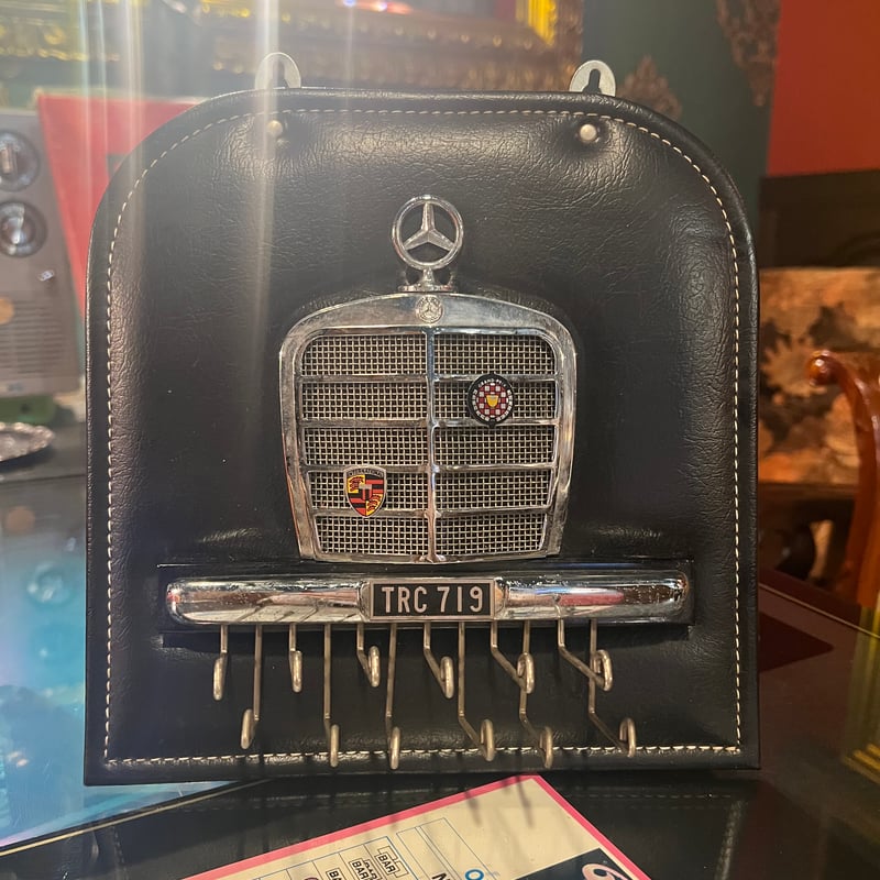 【希少】MERCEDES-BENZ ヴィンテージアート　ベンツ ドイツ 壁掛け ヴィンテージメルセデスベンツ 壁掛けキーリング | アンティーク家具と