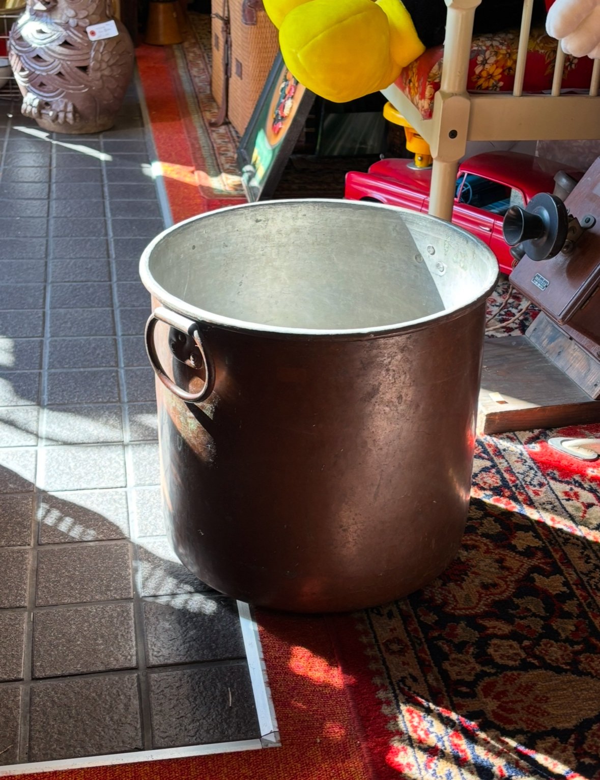 銅製 レトロな丸胴プランター(火鉢)バケツ | アンティーク家具と喫茶