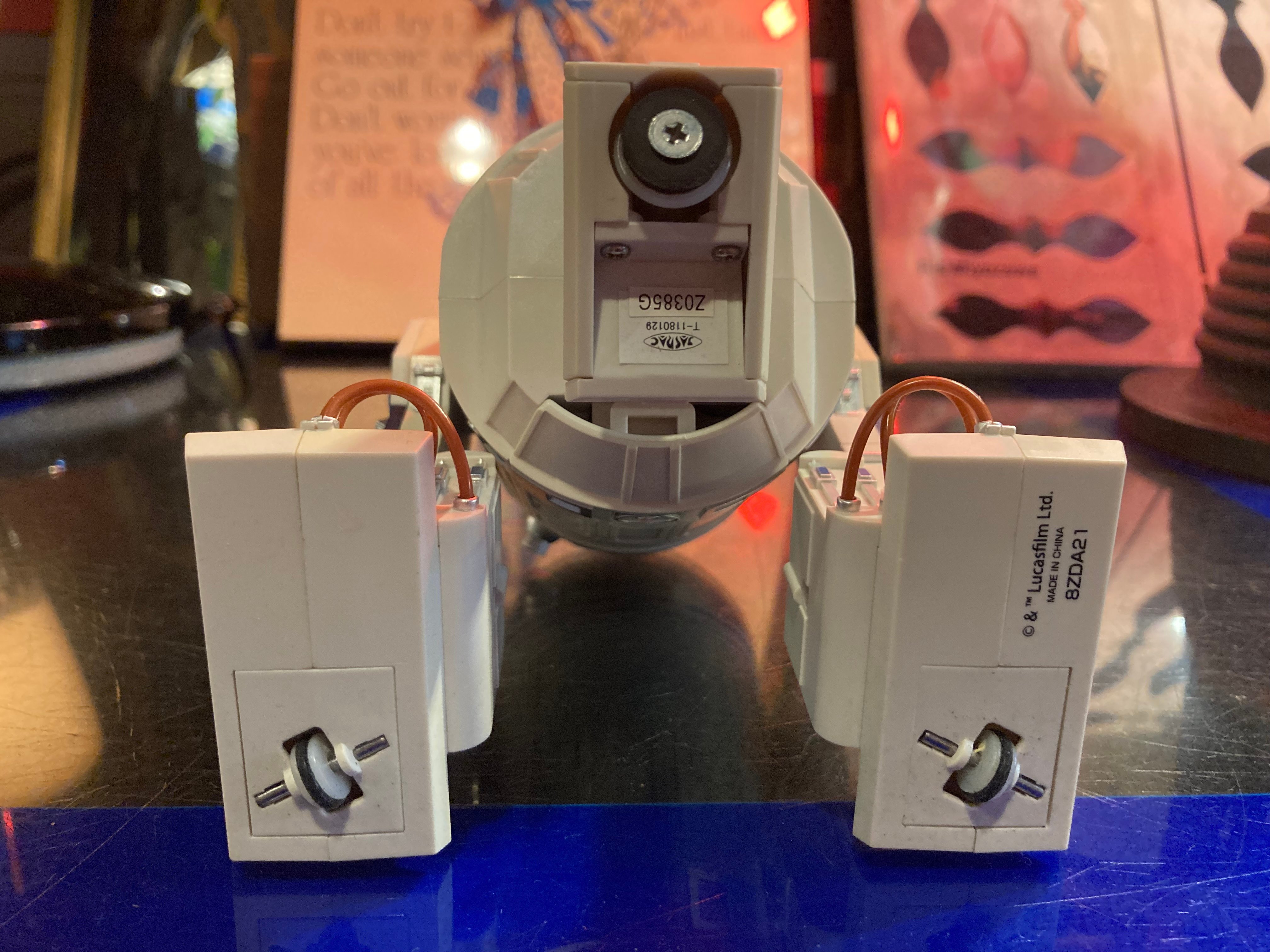 R2-D2目覚まし時計 | アンティーク家具と喫茶キャバレーのネットショップ