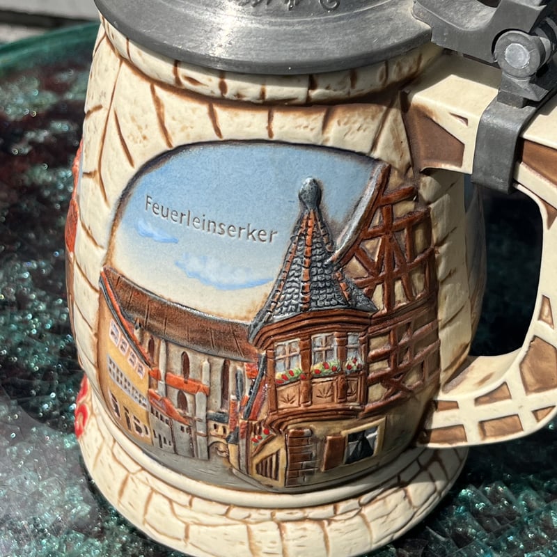 アンティーク　ドイツ製　色絵人物文　銅装飾　ビアジョッキ　N　5571 楽天市場】ビールジョッキ ドイツ製 ビッグサイズ 木製樽型