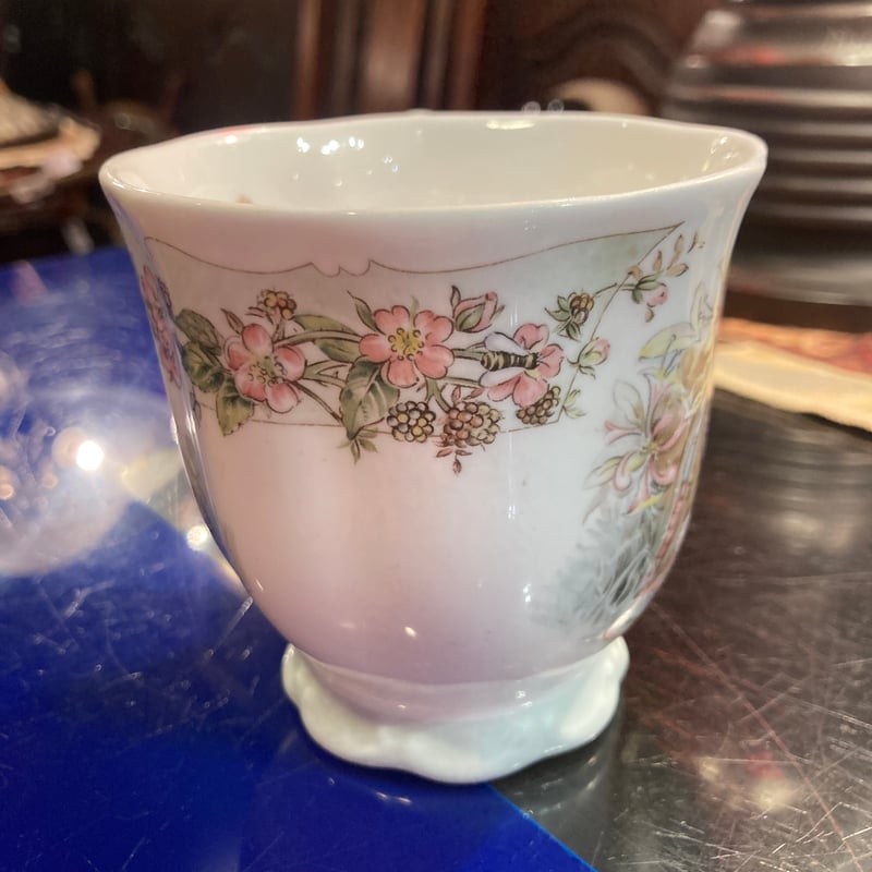 ロイヤルドルトン ブランブリーヘッジ マグカップ(SUMMER