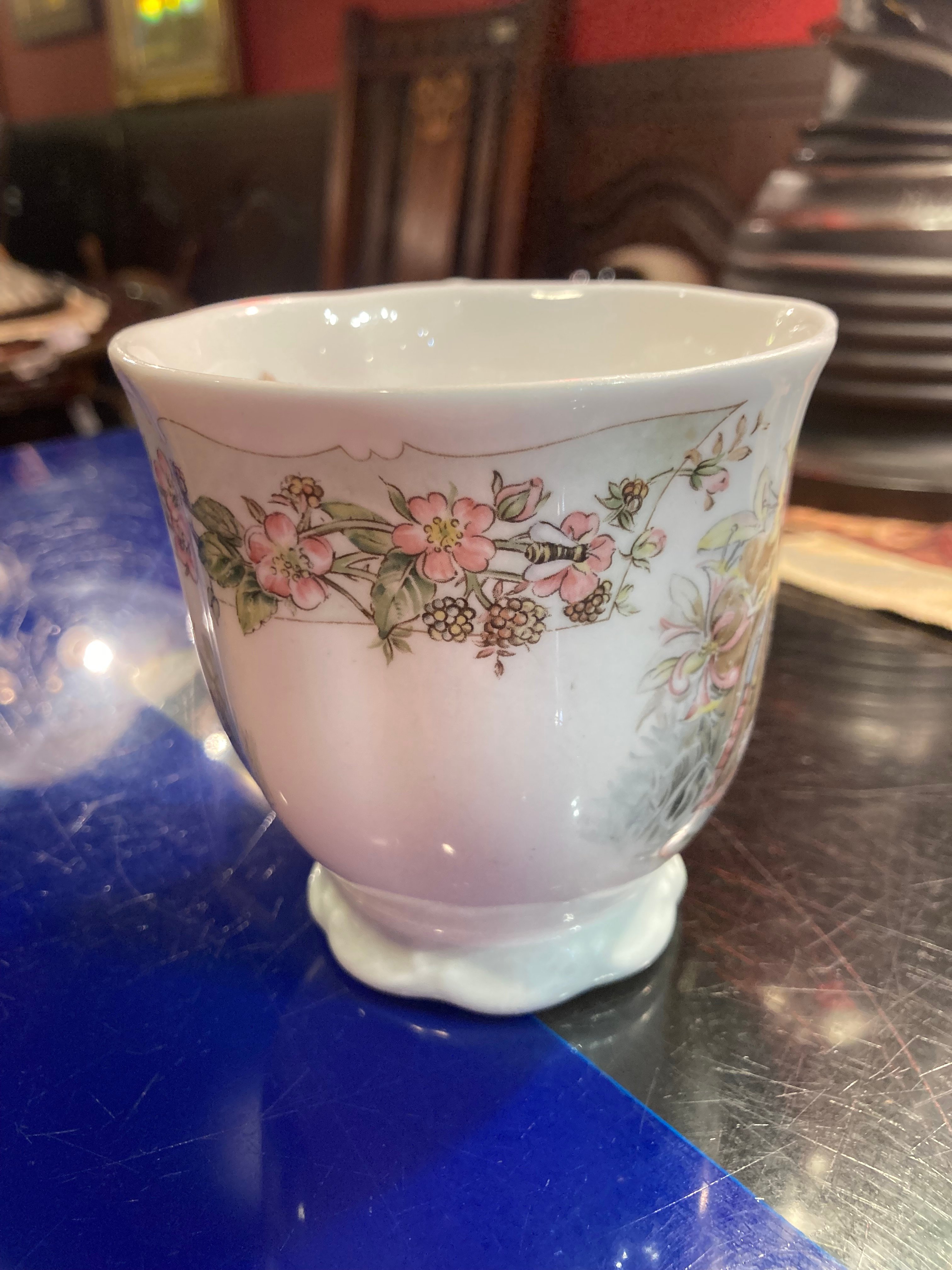 ロイヤルドルトン ブランブリーヘッジ マグカップ(SUMMER