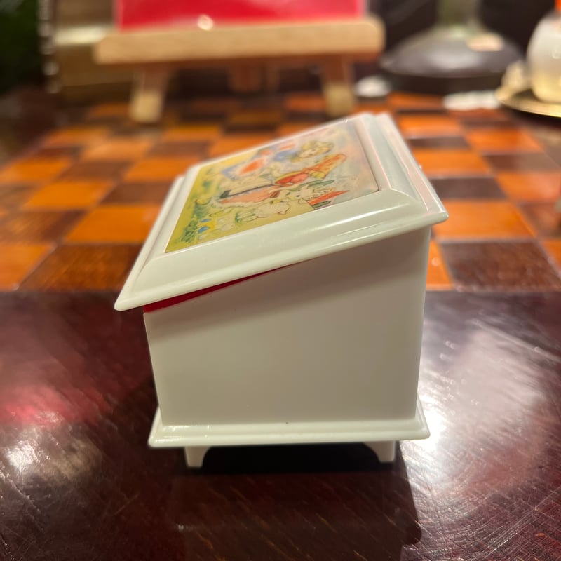 昭和レトロ オルゴール付き小さな宝石箱 | アンティーク家具と喫茶