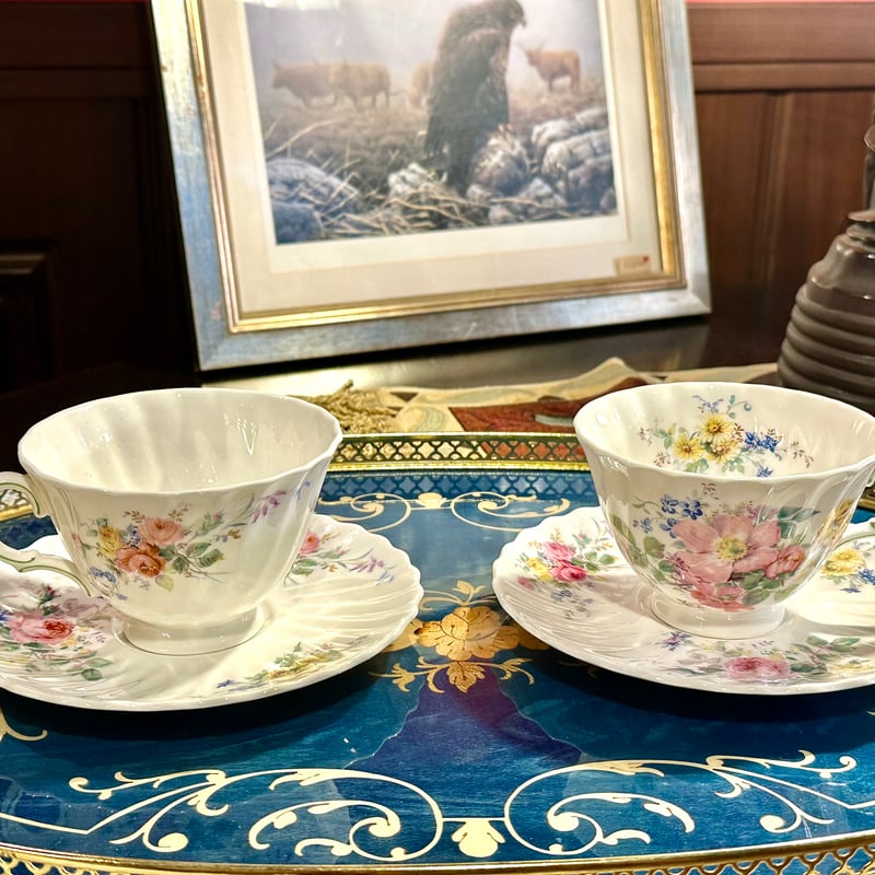 ロイヤルドルトン カップ&ソーサー 1客(ペアではありません ロイヤルドルトン カップ&ソーサー 1客(ペアではありません