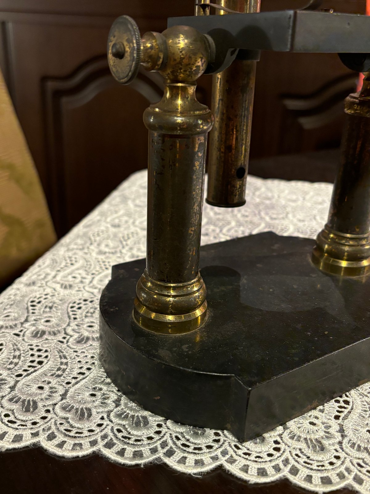 ヴィンテージ顕微鏡 | アンティーク家具と喫茶キャバレーのネットショップ