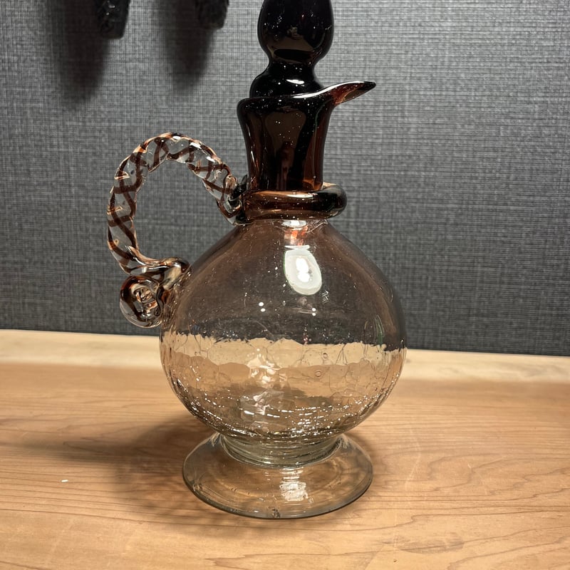 炎の芸術！！琉球ガラスの水差し | アンティーク家具と喫茶