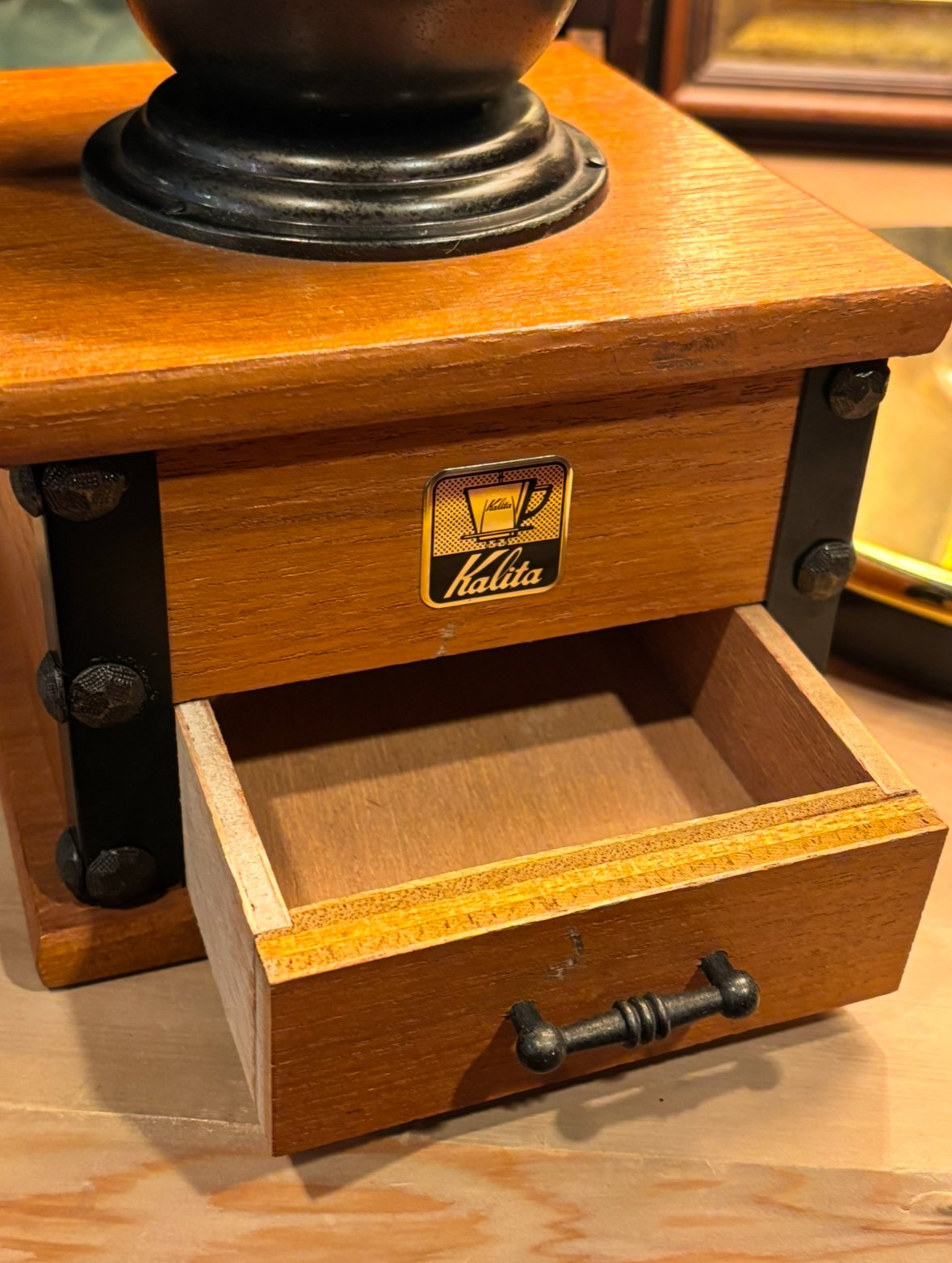 Kalita 手動式クラシックコーヒーミル | アンティーク家具と喫茶