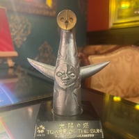 1970年 大阪万博「太陽の塔」オブジェ 1970年大阪万博の象徴《太陽の塔》。約半世紀ぶりに再生した塔の