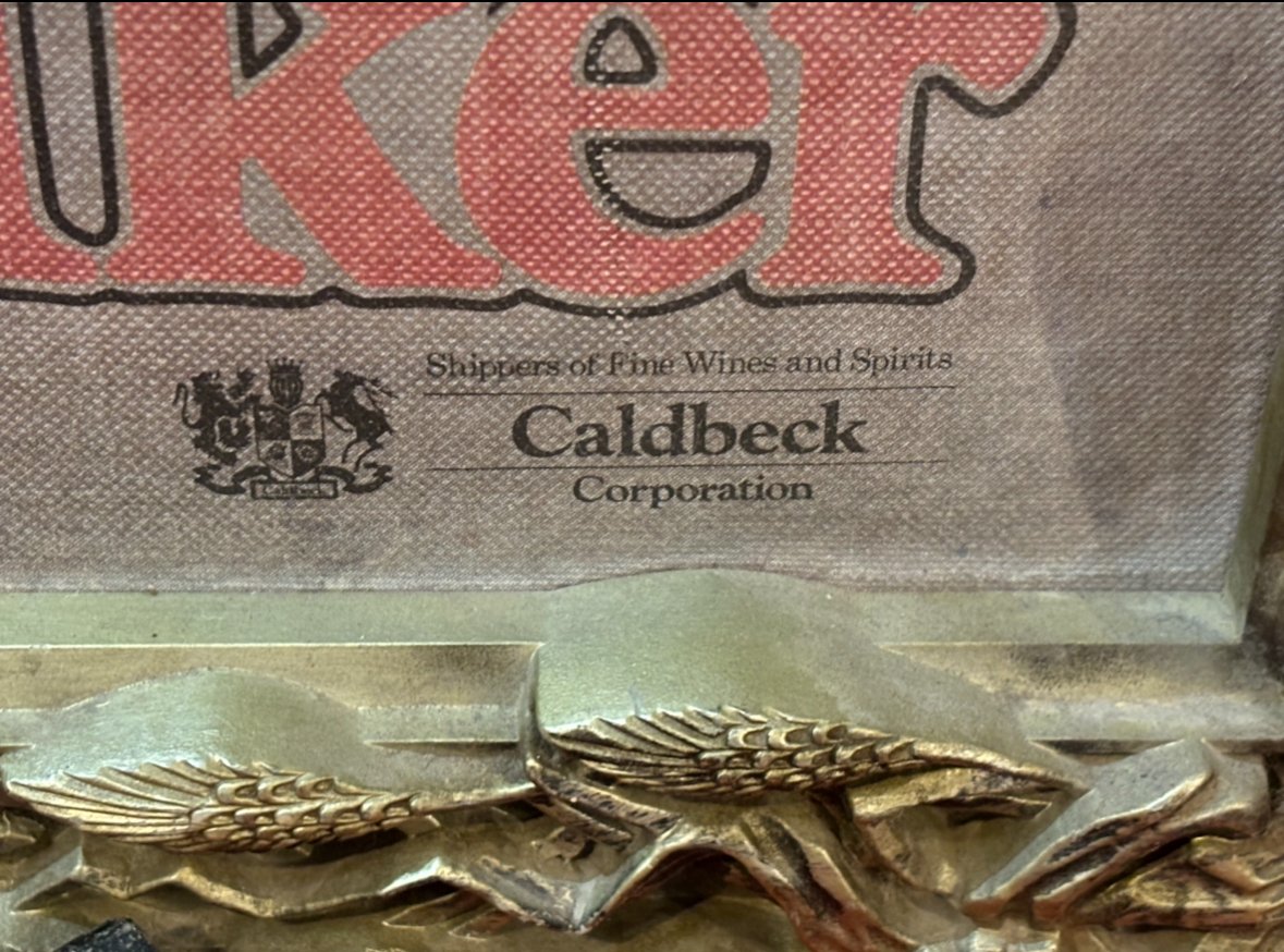 Johnnie Walker ジョニーウォーカー　額装　油絵風 ビンテージ ジョニーウォーカー 特大 油絵風看板 額縁 - メルカリ