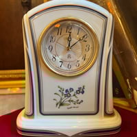 ジャンク品 置時計 SEIKO 当時物 ビンテージ ゼンマイ式 孔雀 精工舎 アンティーク・古い精工舎（SEIKO/セイコー）大理石台のゼンマイ